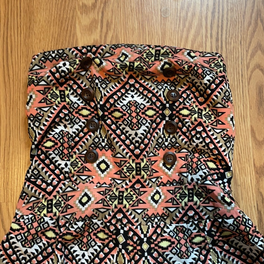 Staples romper - Picture 2 of 3